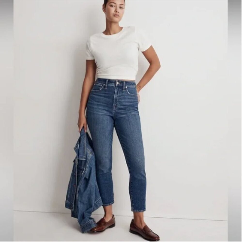 Madewell High-Rise Straight Jeans in Medium Blue Wash